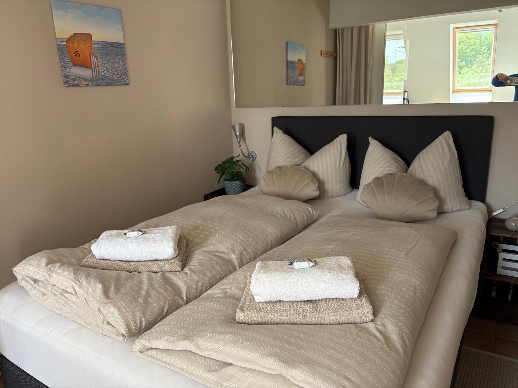 Strandliebe - Beach Apartment Mit Meerblick Harrislee Exteriör bild